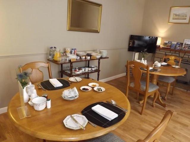 Hazel Bank Bed& Breakfast Panzió Moffat Kültér fotó